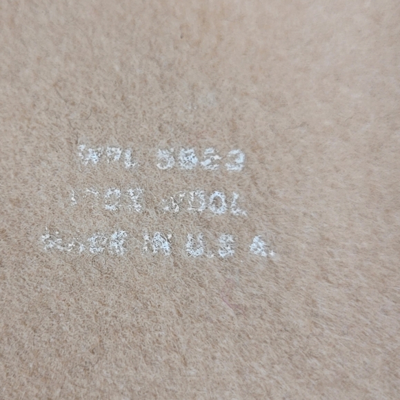 Vintage Wool Felt Cloche Hat Sculptural Net Bow Mid-Century Ladylike Elegance - Picture 7 of 9